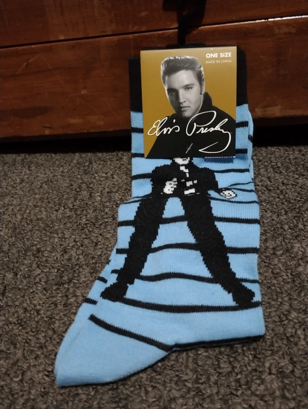 Elvis Presley Men’s Or Women's Light Blue & Black Graphic Crew Socks 1 Pair